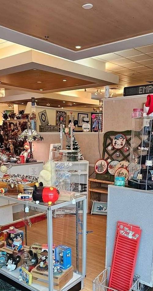 Antique Emporium gallery photo 1
